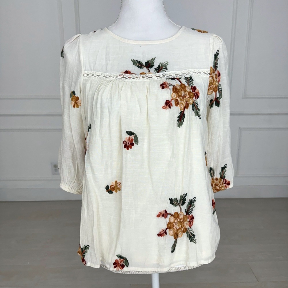 Fig & Flower Blouse Womens Small Cream Floral Embroidered Boho Top